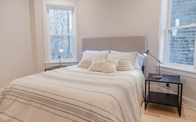 10. Bedroom2LightsOn