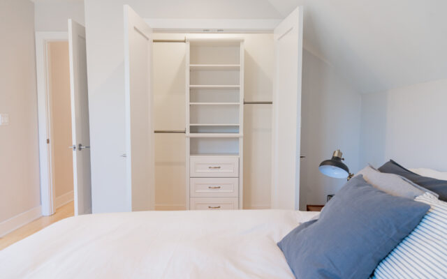 11. Bedroom3ClosetSmall